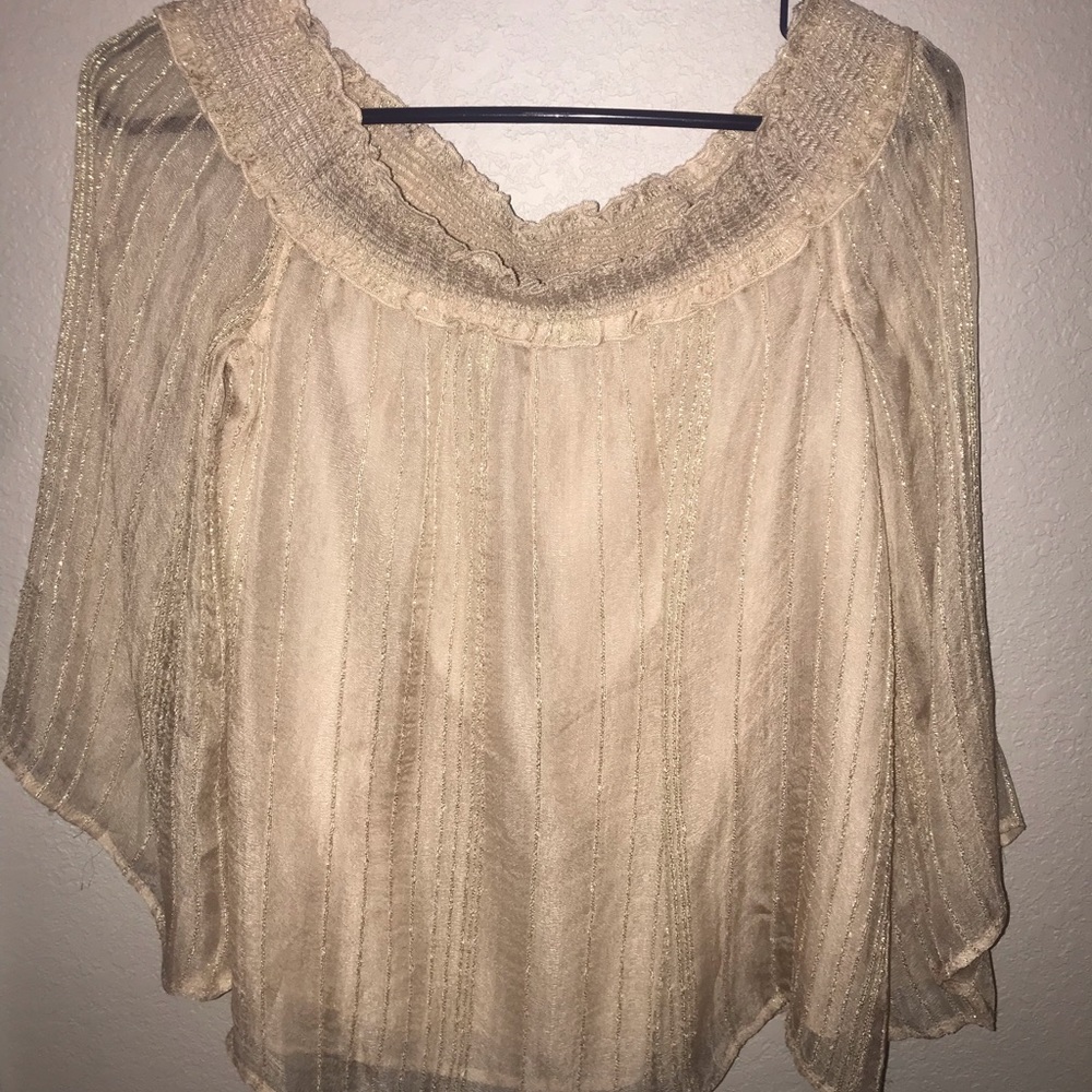 Off the shoulder sheer t-shirt